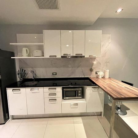 Private Apartment At Emerald Terrace パトン エクステリア 写真