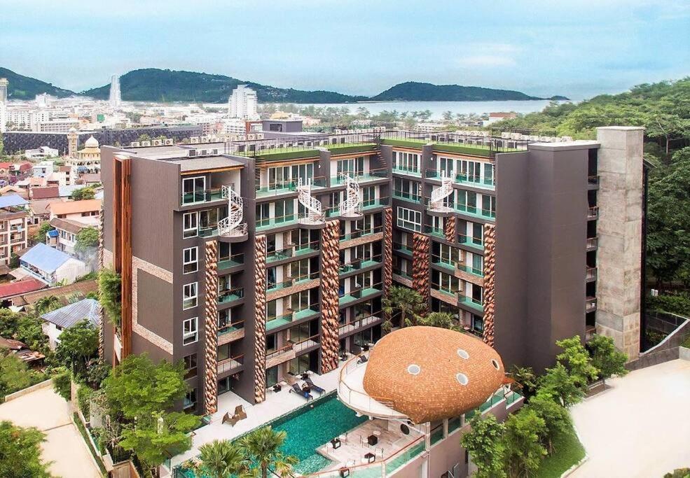 Private Apartment At Emerald Terrace パトン エクステリア 写真