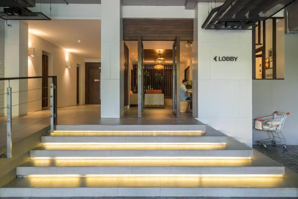 Private Apartment At Emerald Terrace パトン エクステリア 写真