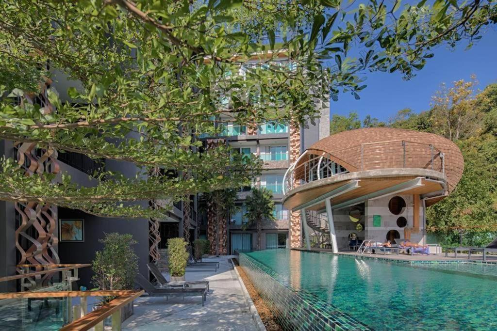 Private Apartment At Emerald Terrace パトン エクステリア 写真