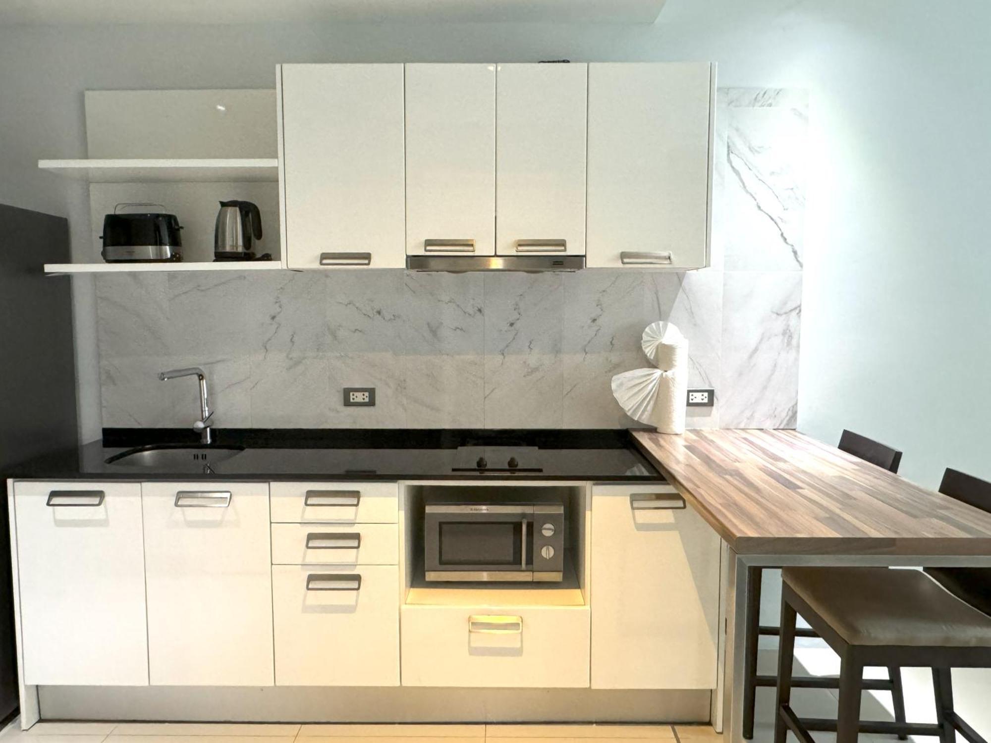 Private Apartment At Emerald Terrace パトン エクステリア 写真