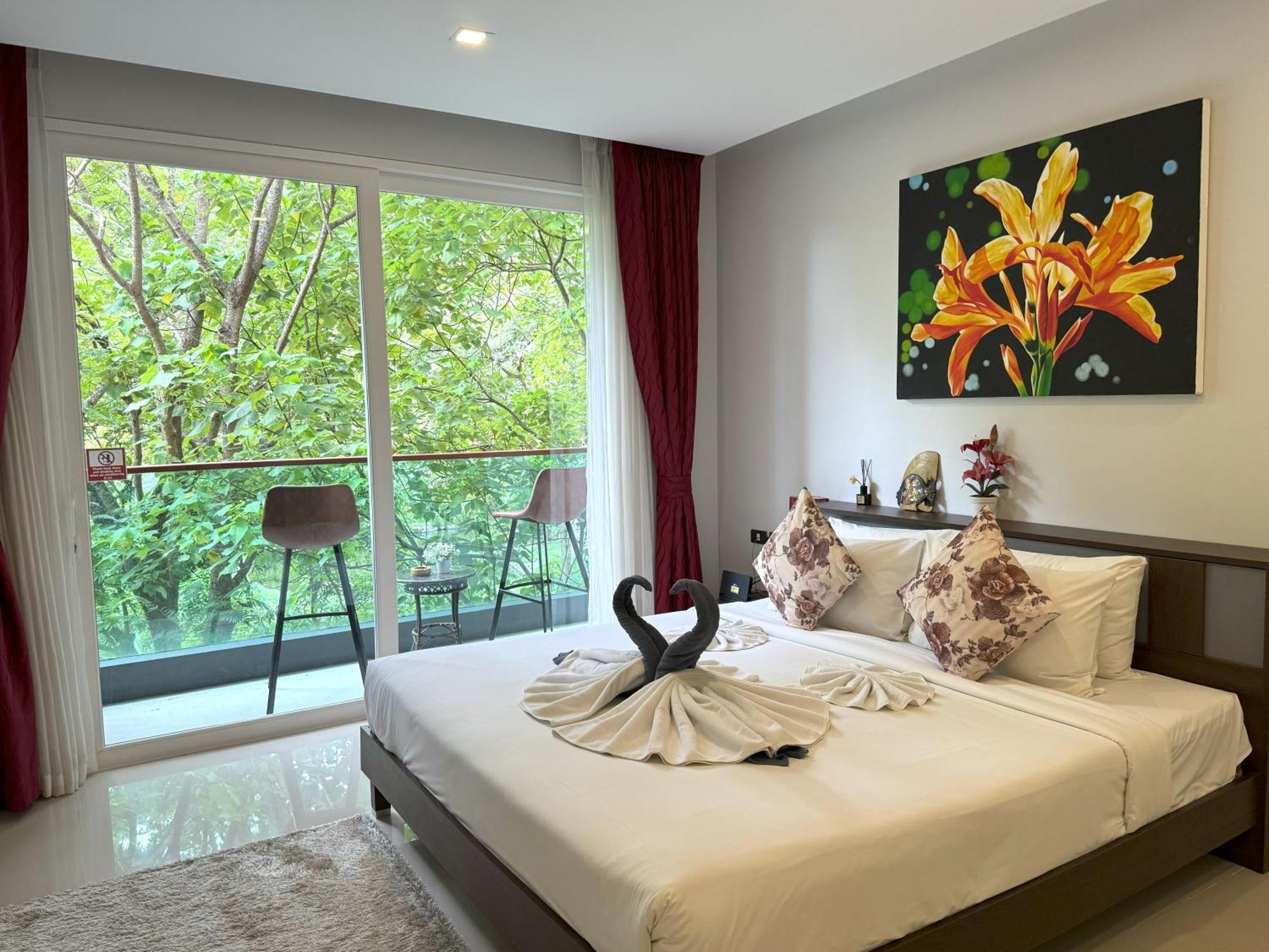 Private Apartment At Emerald Terrace パトン エクステリア 写真