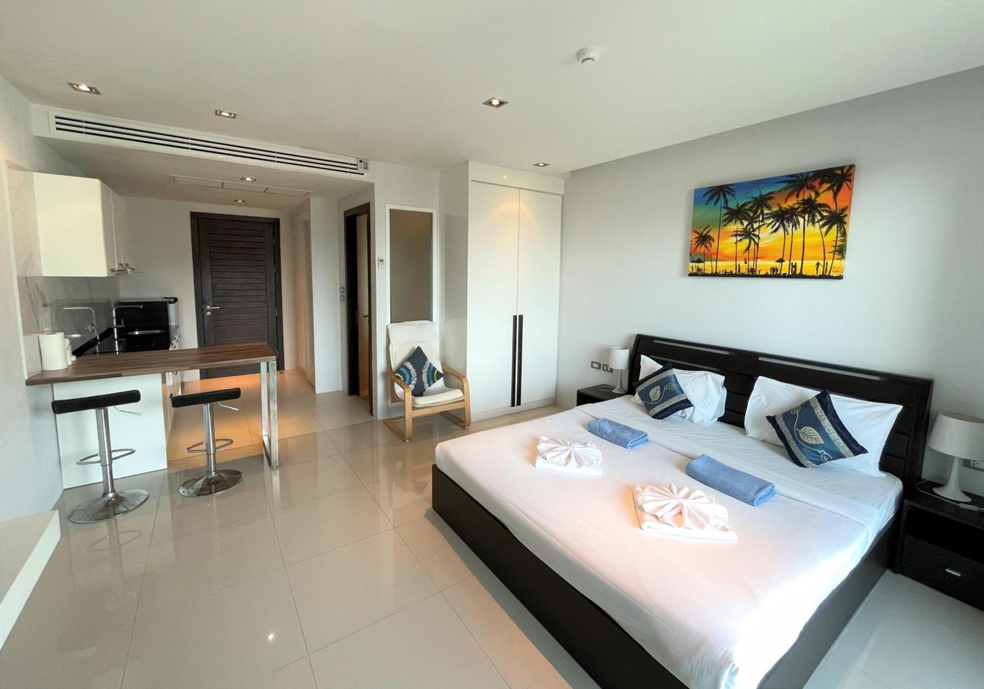 Private Apartment At Emerald Terrace パトン エクステリア 写真