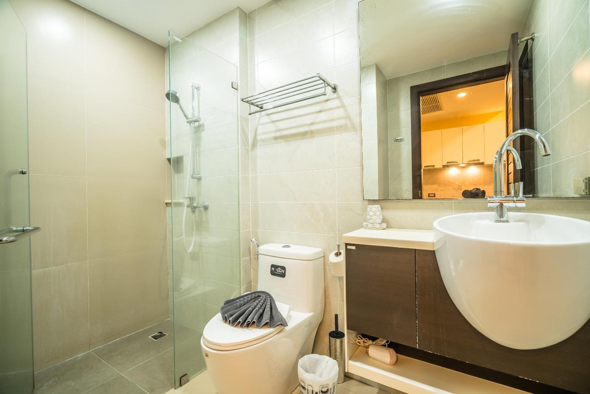 Private Apartment At Emerald Terrace パトン エクステリア 写真