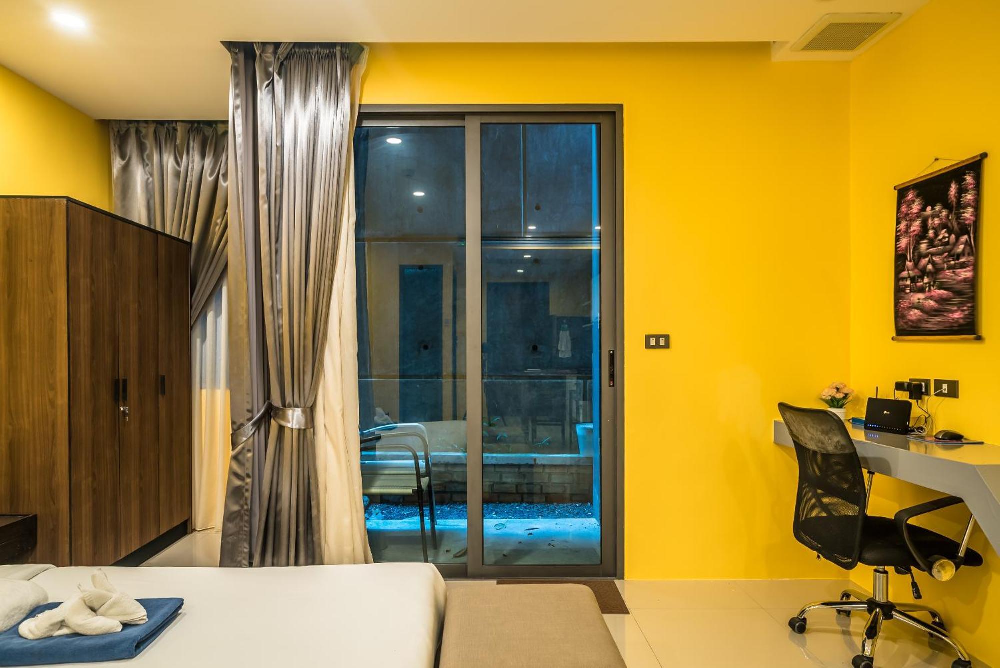 Private Apartment At Emerald Terrace パトン エクステリア 写真